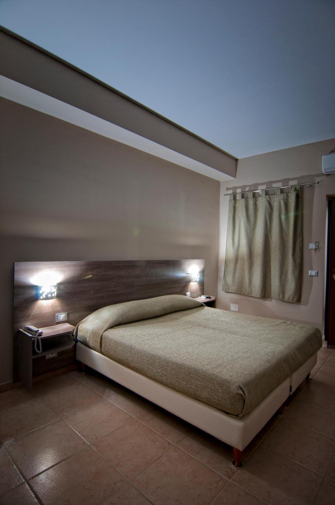 La Tana Del Lupo Hotel Monteiasi Szoba fotó