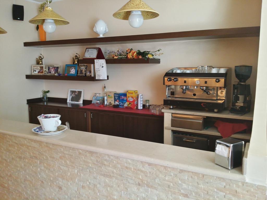 La Tana Del Lupo Hotel Monteiasi Kültér fotó