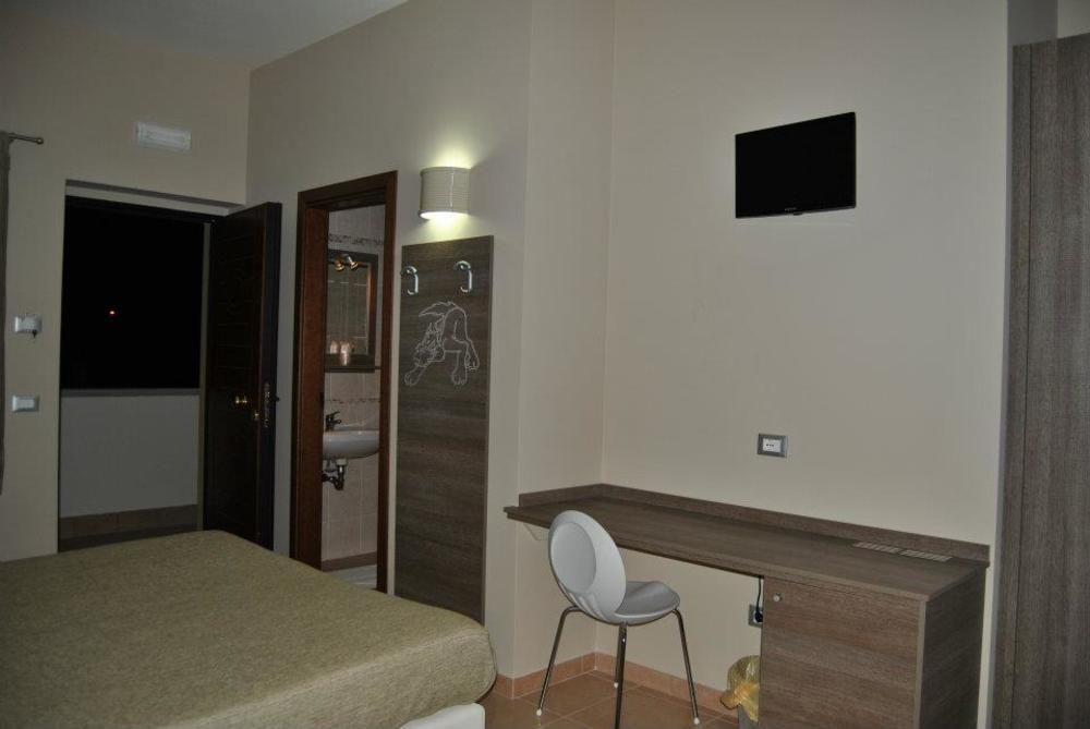La Tana Del Lupo Hotel Monteiasi Kültér fotó